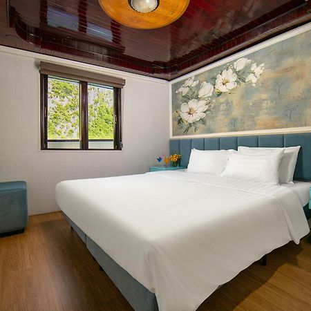 Halong Fantasea Cruise Hotel Hạ Long-öböl Kültér fotó