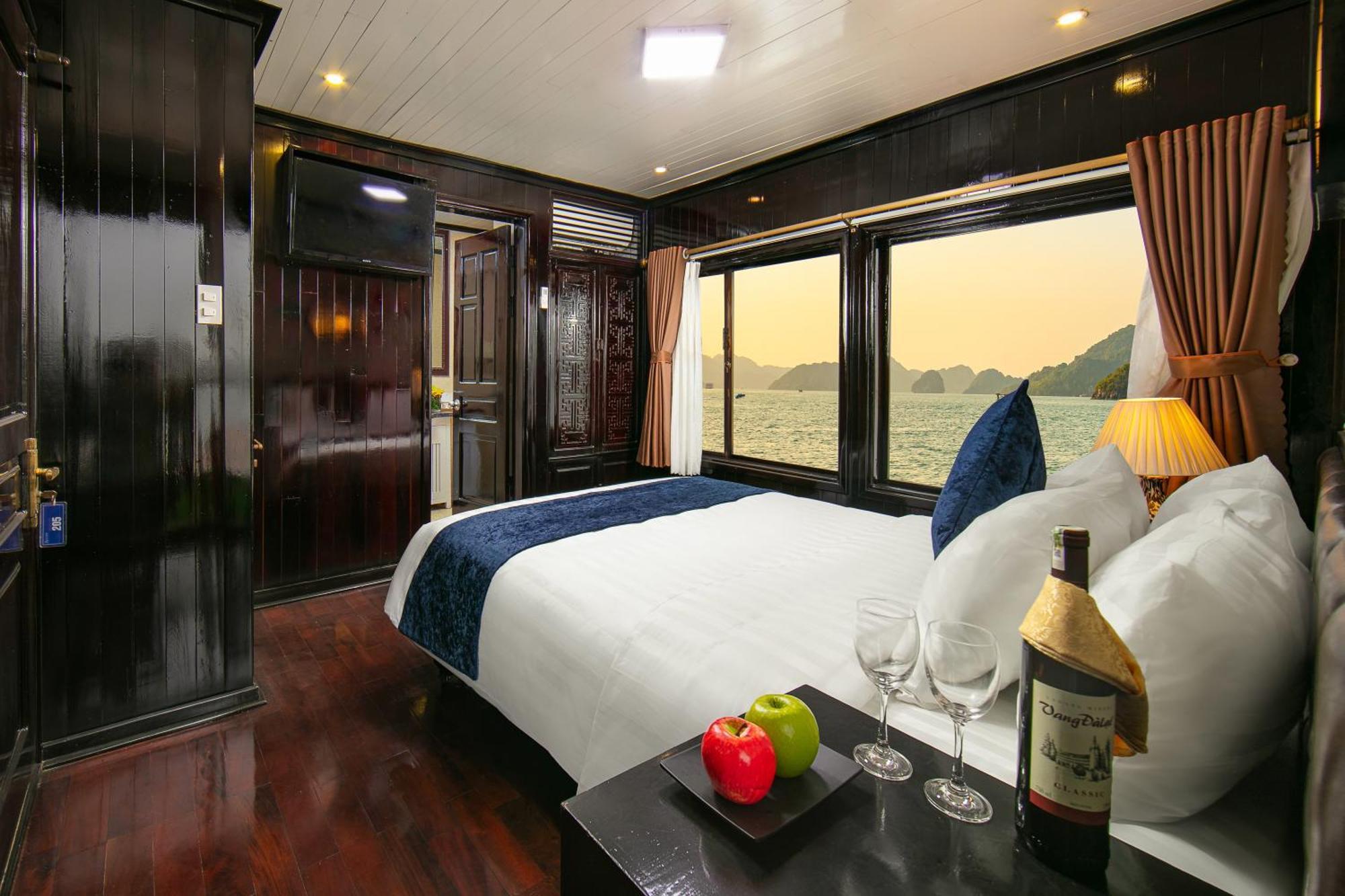 Halong Fantasea Cruise Hotel Hạ Long-öböl Kültér fotó
